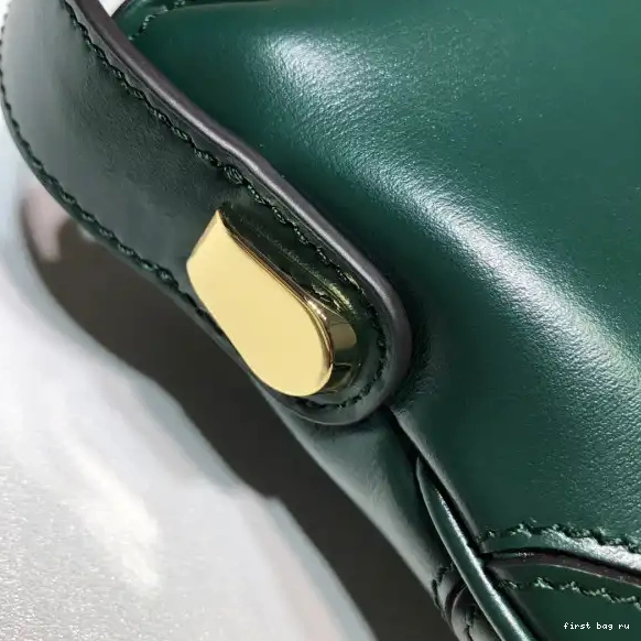 First bag ru Arli GUCCI Bag Shoulder 0521